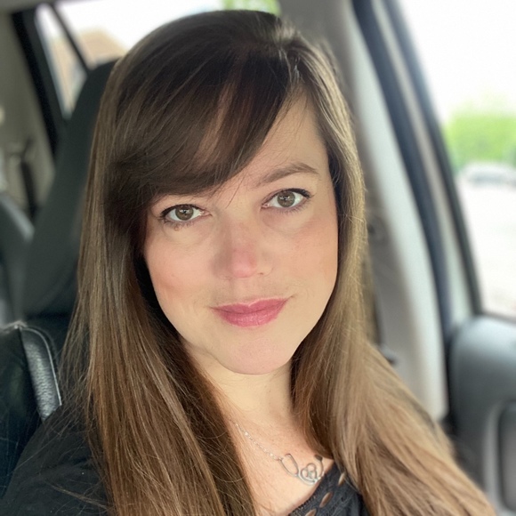 Meet your Posher, Tara - Picture 1 of 1